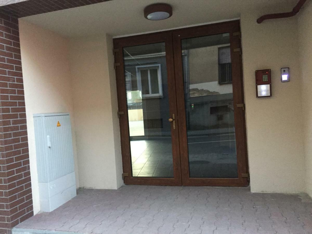 Simonffy Central Apartment Debrecen Ngoại thất bức ảnh