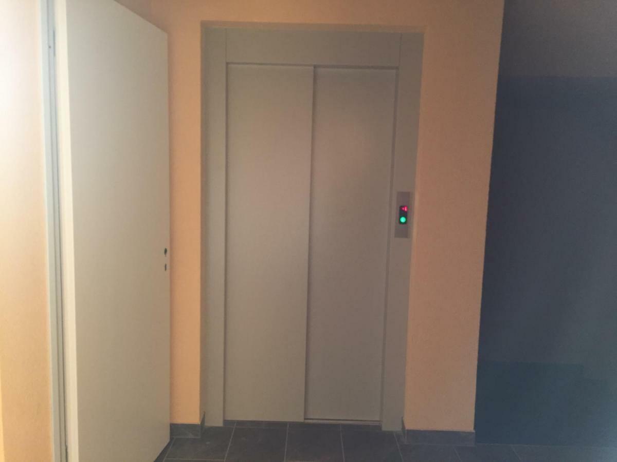 Simonffy Central Apartment Debrecen Ngoại thất bức ảnh